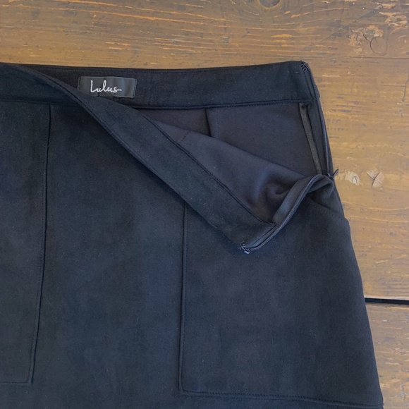 EUC Lulu's Simply Perf Black Suede Mini Skirt - Picture 7 of 10